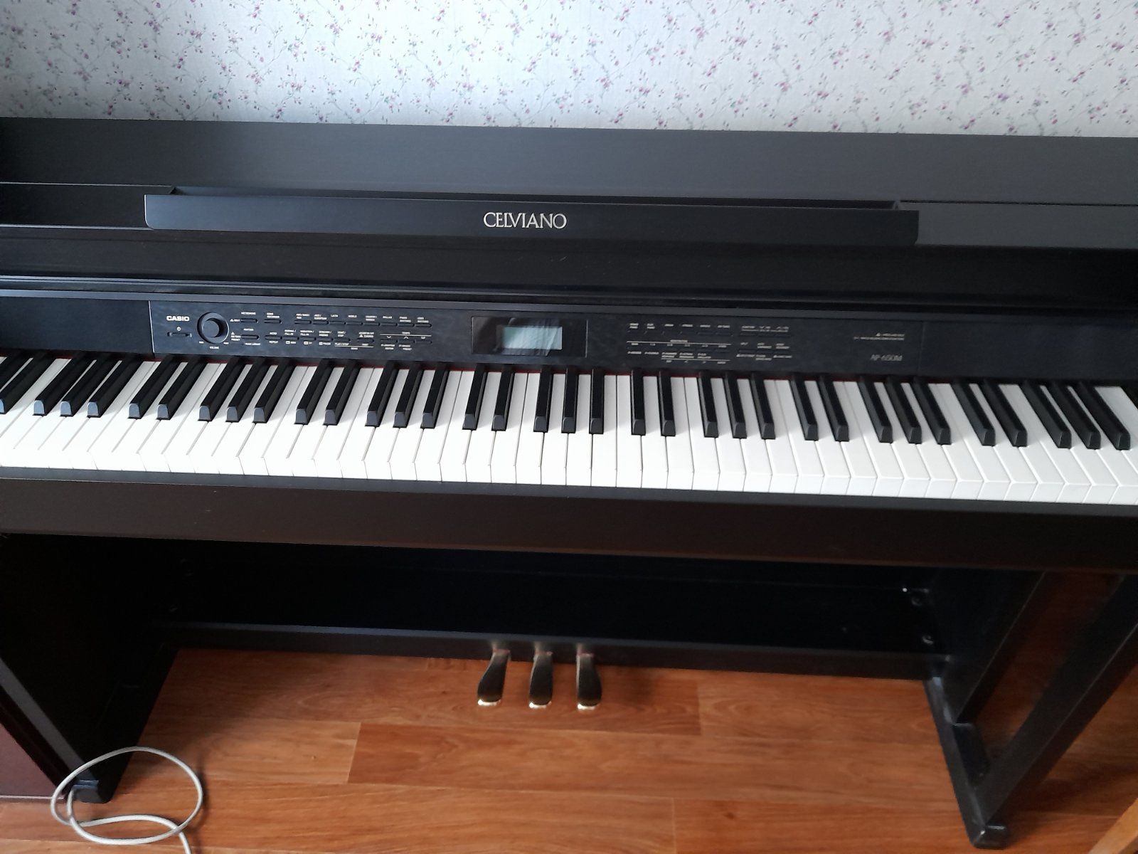 Цифрове піаніно зі стільцем Casio Celviano AP-650 MBK