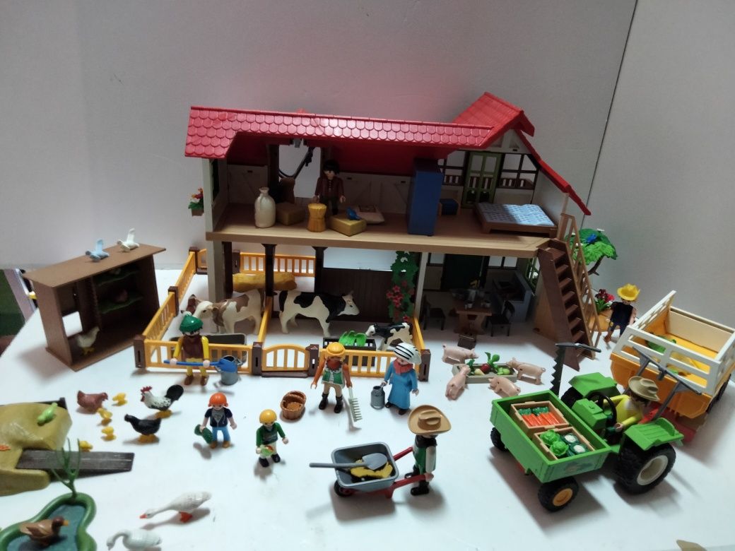 Playmobil gospodarstwo rolne z traktorem