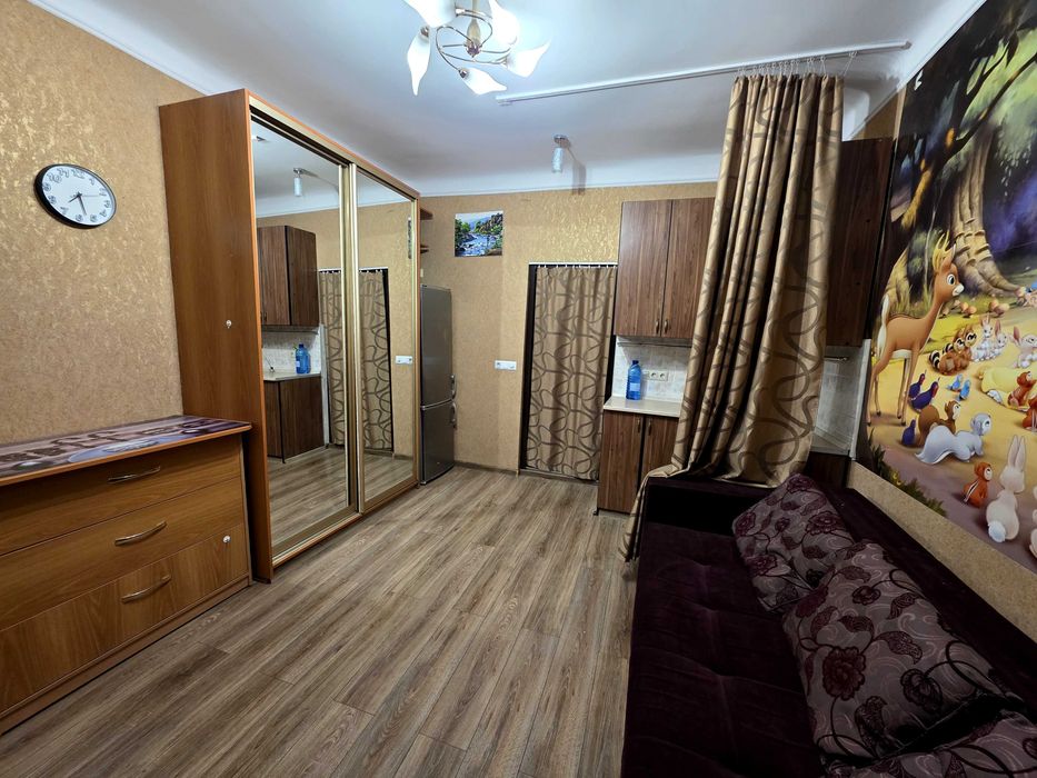 Продам кімнату у гуртожитку, Освіти 18, поруч КНУБА