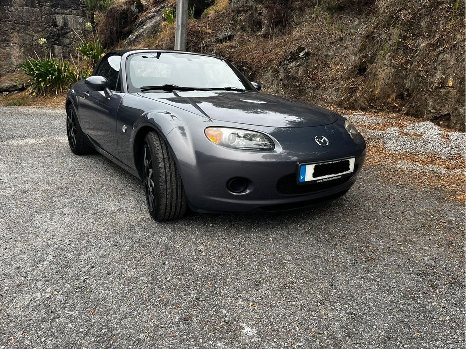 Mazda mx5  nc 2.0