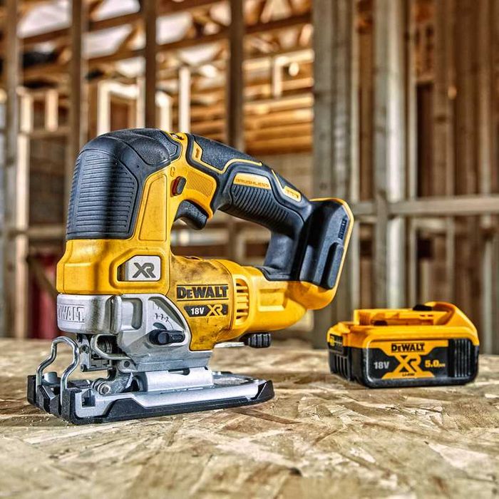 DeWALT DCS334N Пила лобзикова акумуляторна безщіткова 18v\гарантiя