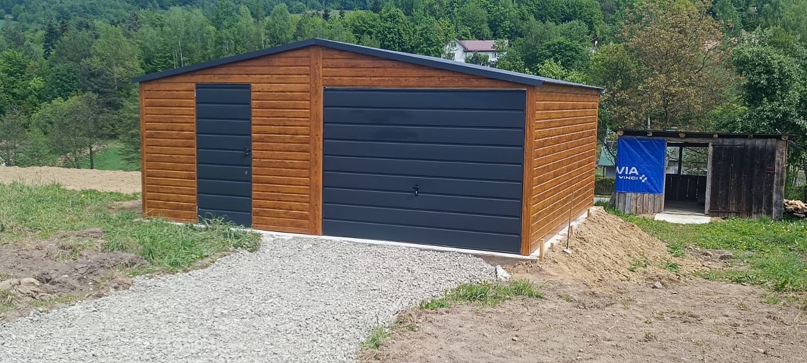 Garaz blaszak 4x6 orzech Drewnopodobny
