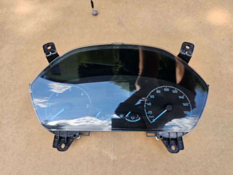 Licznik Zegary Ford transit Custom Mk8 Lift EuWitam
Mam do sprzedania