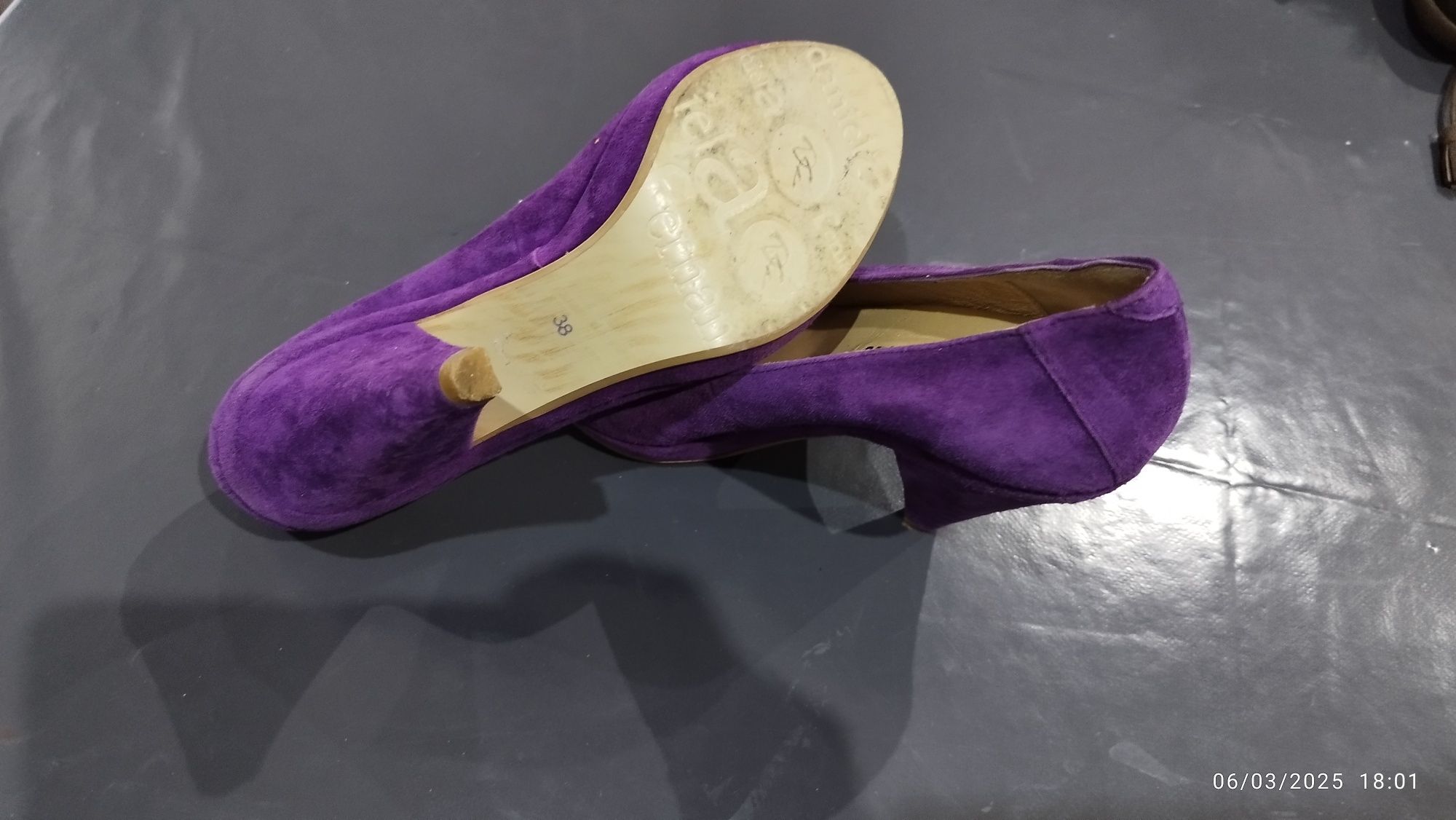 Sapatos como novos