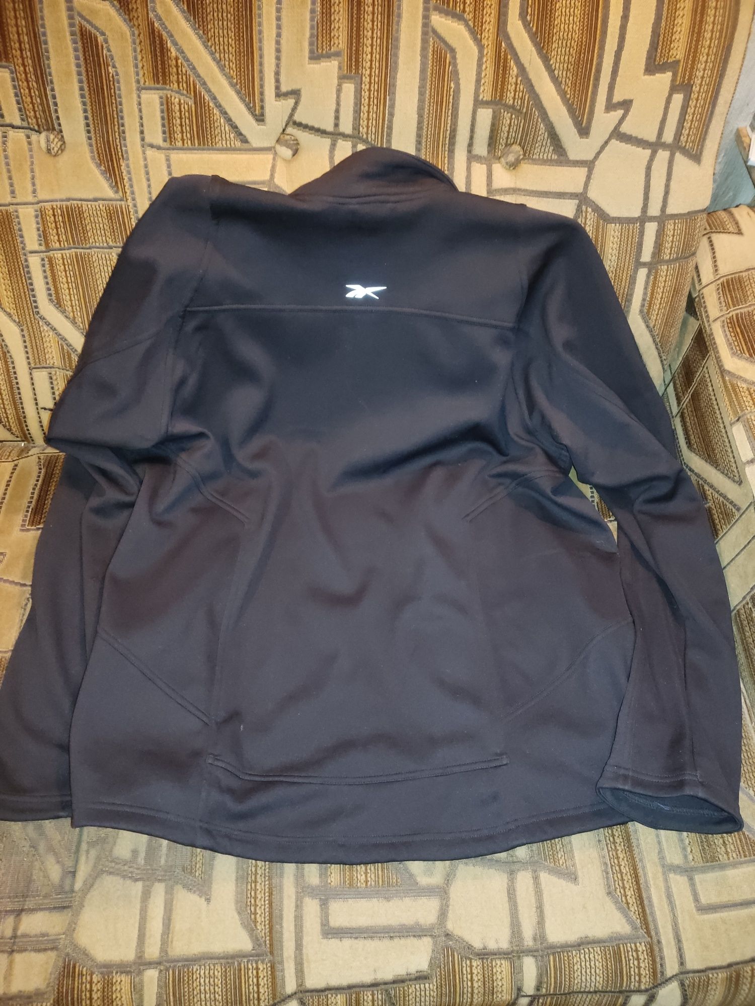 Продаются куртки из софтшела 54р. Nike, Marmot, Columbia