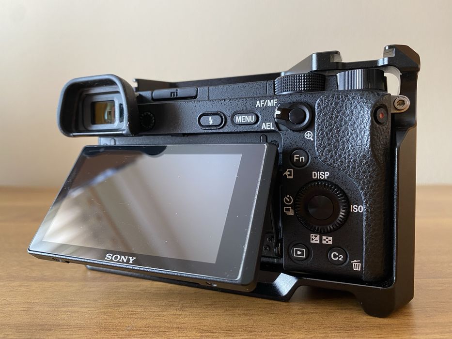 Sony a6300 - Com Extras