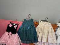Платье очень нарядное для девочки 3-5 лет комплектом