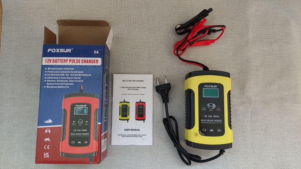 Зарядний пристрій Foxsur 12В, 5А. 
Зарядное устройство.
