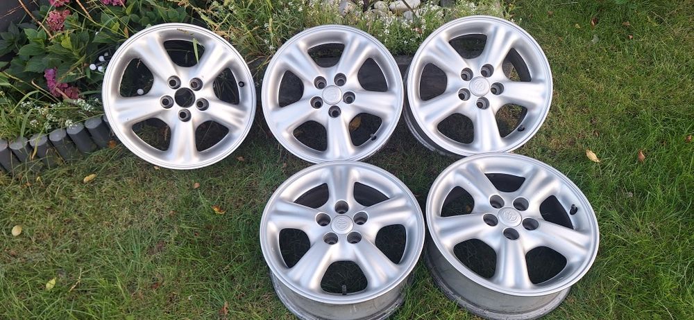 Felgi 6j x 15 Toyota, Mazda 5×100 Otwór centrujący 54,1 mm