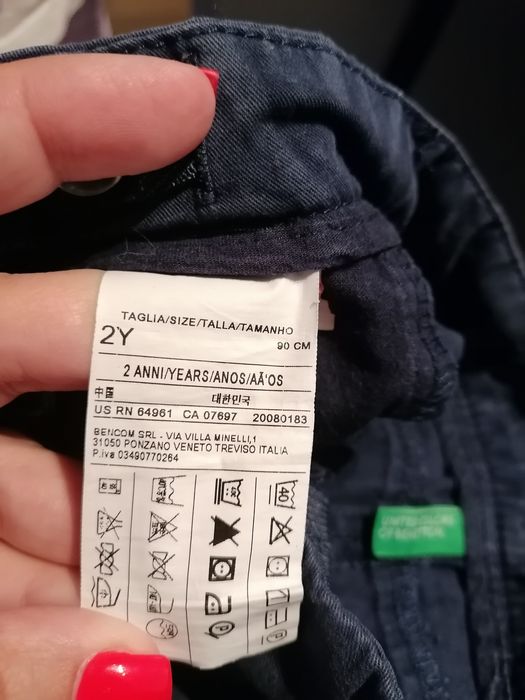 Calções de sarja para menina da Benneton tamanho 2 anos