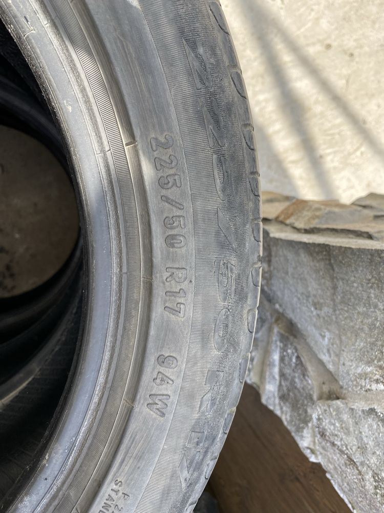 Шини літні 225/50 R17