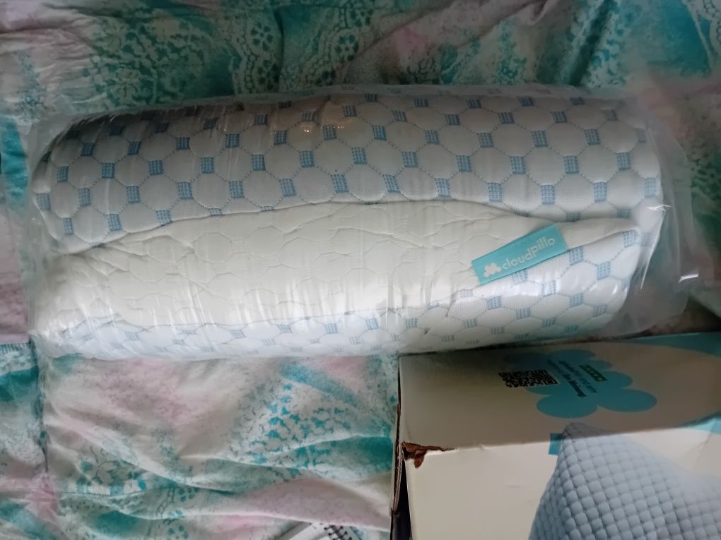 Poduszka Cloudpillo – pianka memory, nowa