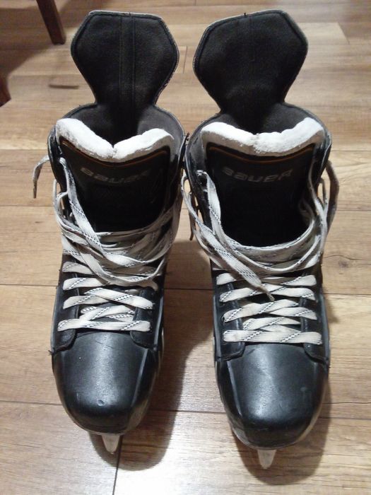 Łyżwy hokejowe Bauer Supreme one 7