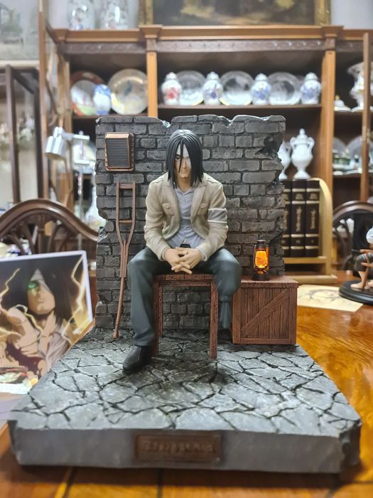 Eren Jaeger Resin Attack On Titan chikara + Eren Yeager Resin Model 12