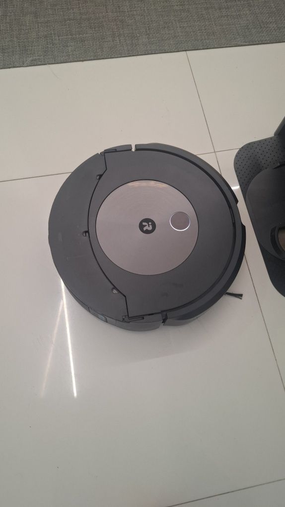 Aspirador Robô IROBOT Roomba Combo J9+ (2-em-1 - Preto)

Comparar
Aspi