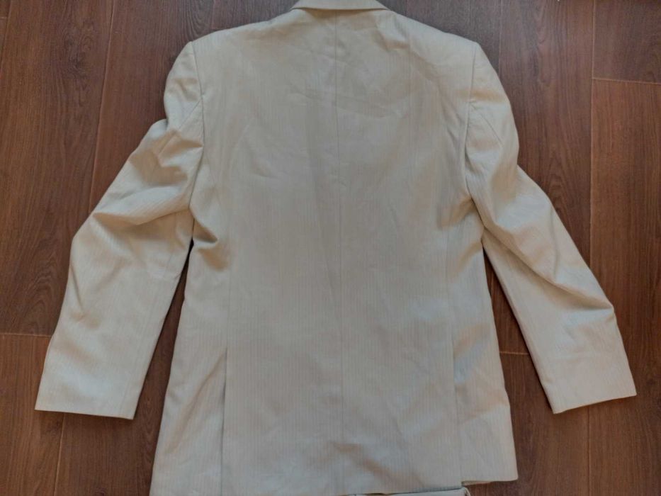 Костюм чоловічий класика