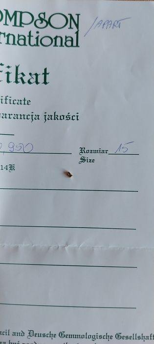 APART Złoty pierścionek z brylantem