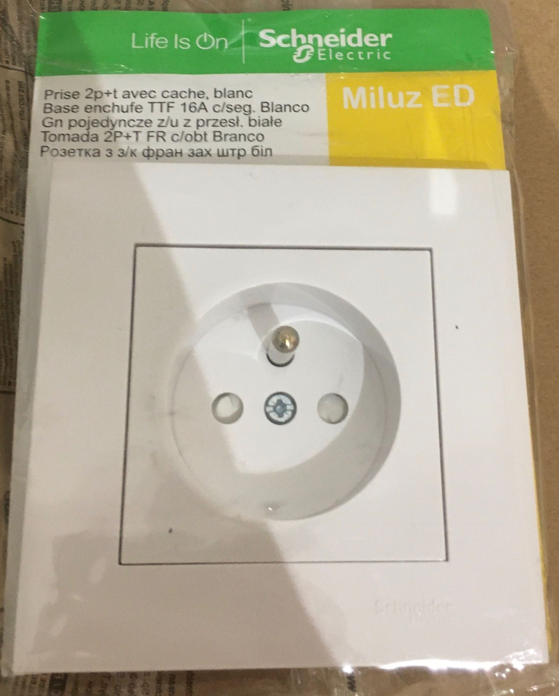 Gniazdo pojedyncze z uziemieniem Miluz Ed biały SCHNEIDER ELECTRIC