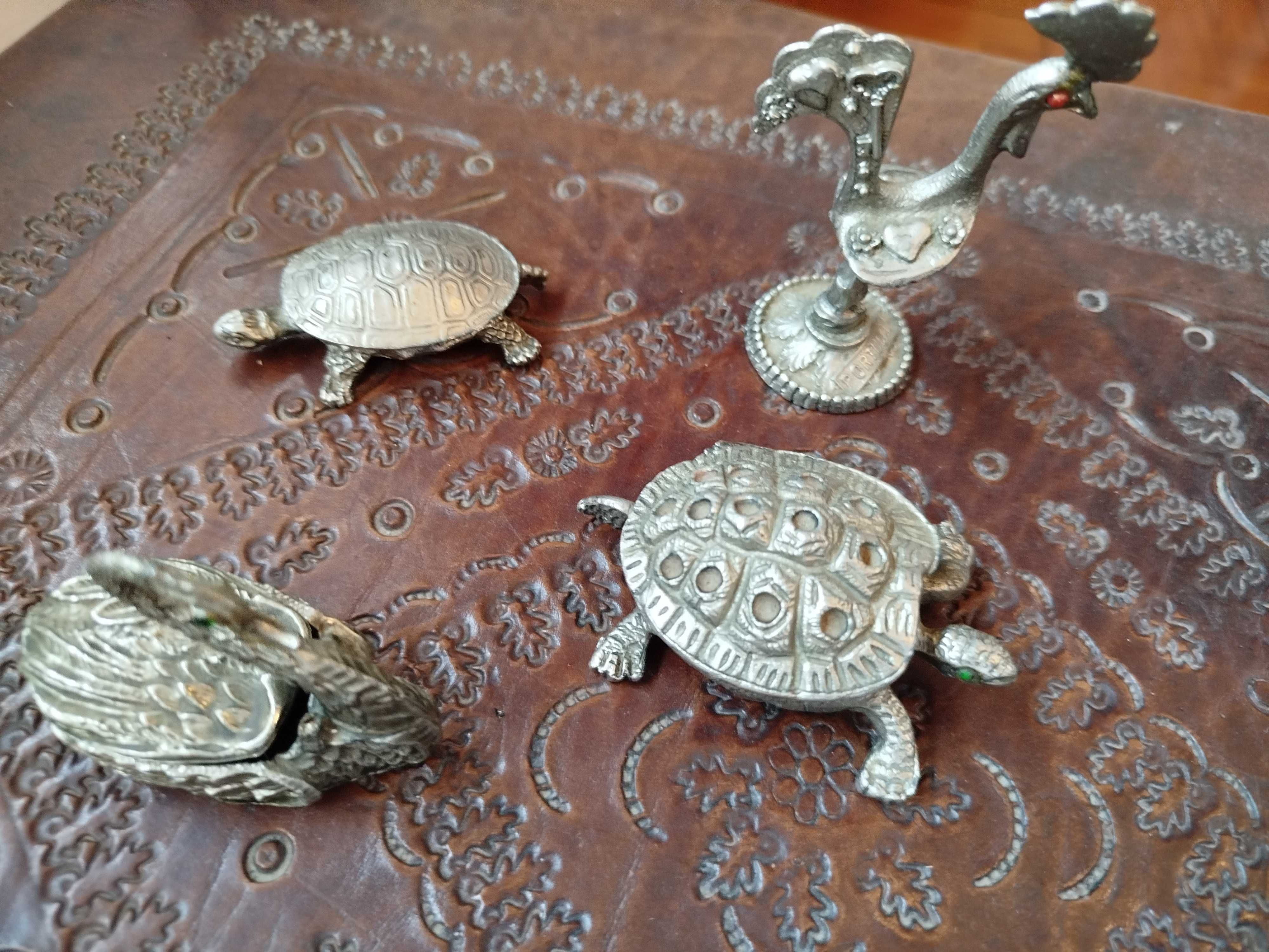 Conjunto de 4 peças em metal banhado a prata