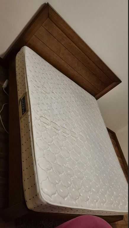 Cama Casal + 2 Sofás