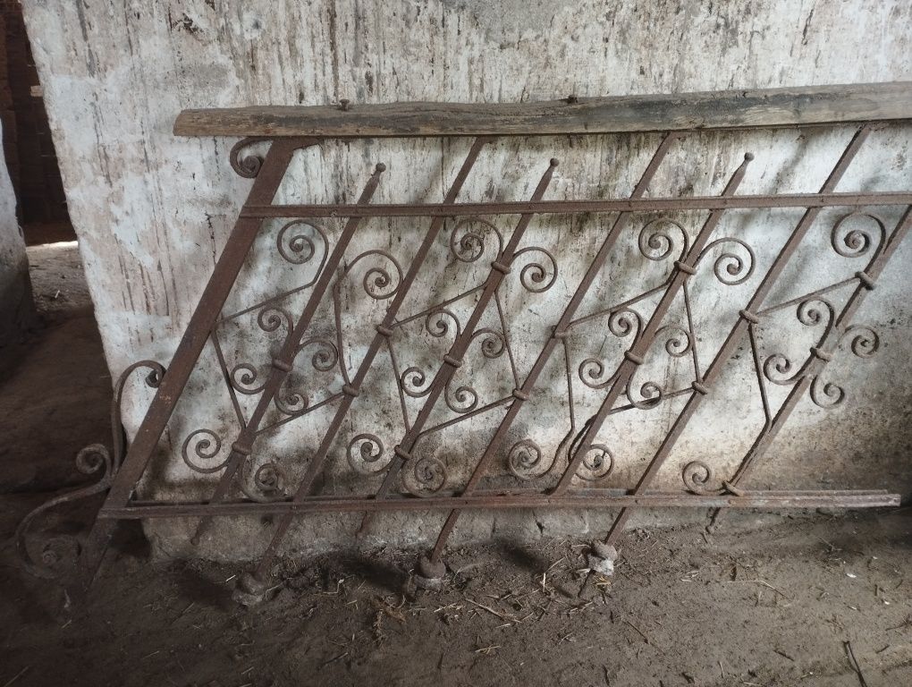 Balustrada schodowa stara zabytkowa
