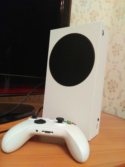 Xbox series S чудовий стан