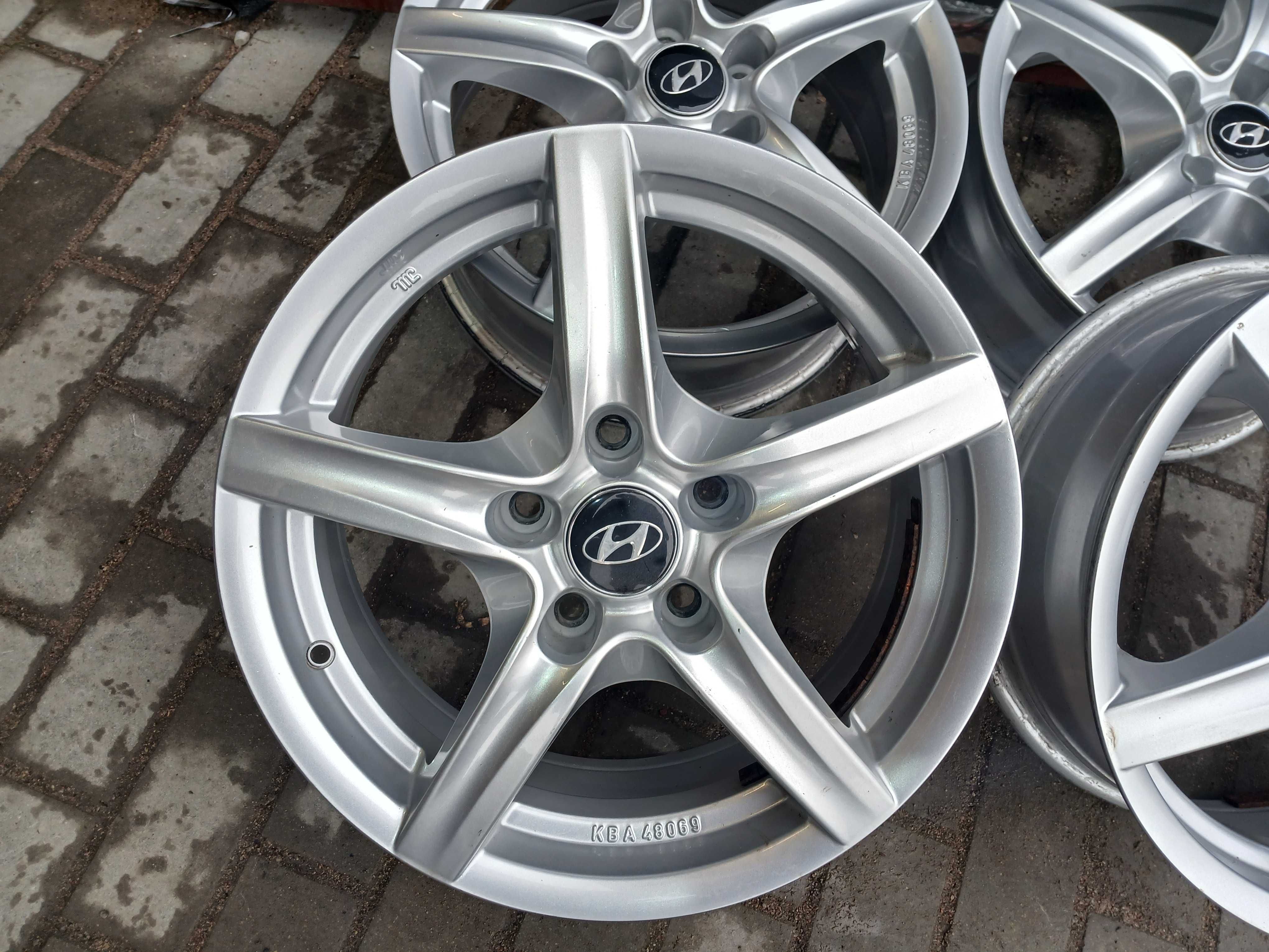 4x felgi 16 5x114,3 Hyundai i30 i40 ix35 Elantra Tucson Toyota ET39