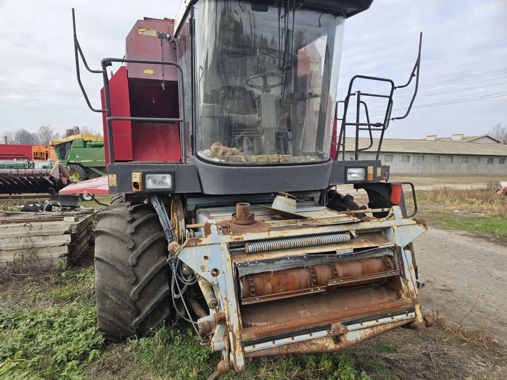 Зернозбиральний комбайн Палессе GS12