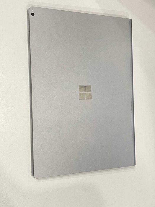 Microsoft Surface Book 2 Intel i7-8650U 15 GTX 1060 6gb, 16 GB 256 GB