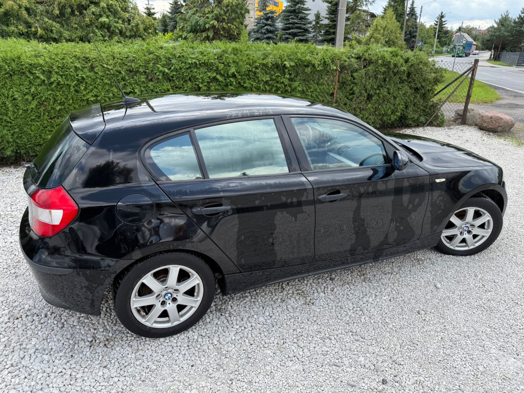 Bmw seria 1 z 2006 Roku Nowy Rorzad i Nowy Olej Alu 2 tylko 157000 tys