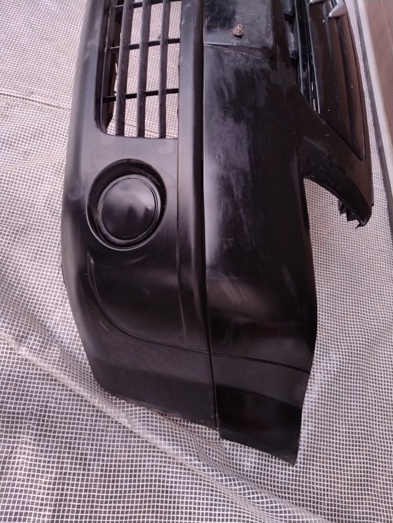 Citroen C2 zderzak przód czarny wysyłka grill