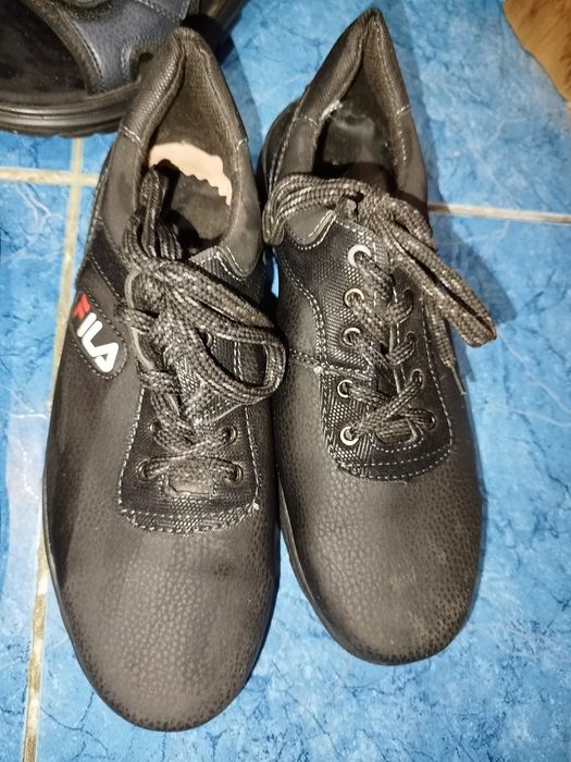 Чоловіче взуття кросівки босоніжки 41р.