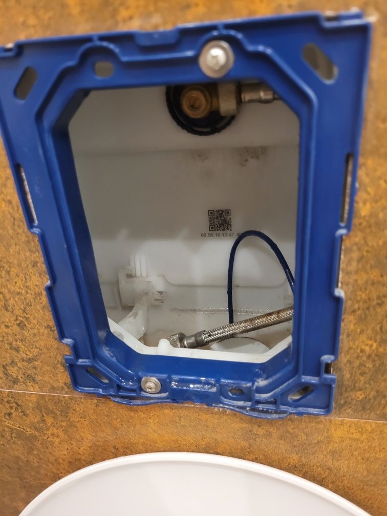 Hydraulik Naprawa spłuczki  podtynkowej wymiana kranu kamera Tv