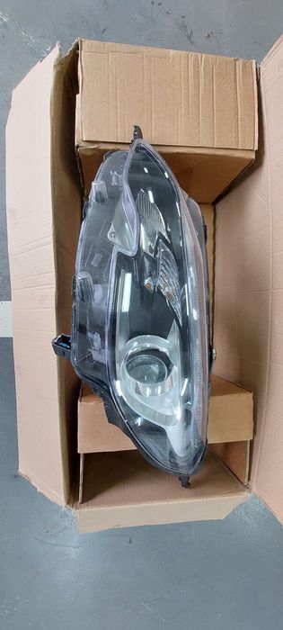 Ótica esquerda peugeot 2008