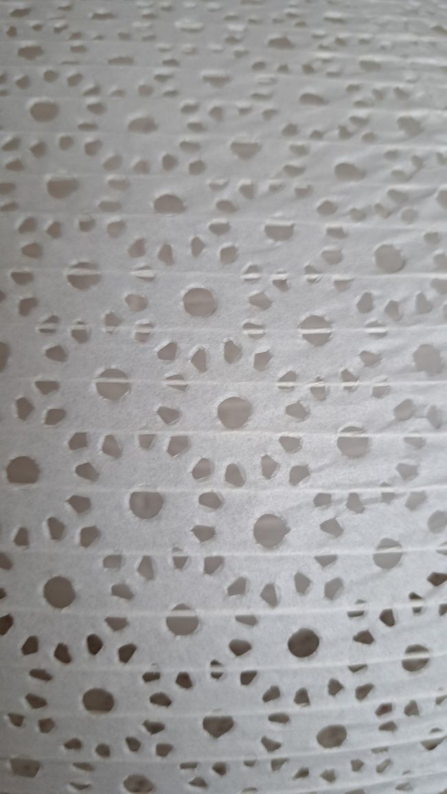 Lampa ażurowa biała