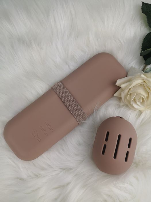 Etui na pędzle do makijażu i etui case na gąbeczkę zestaw Sinsay nowy