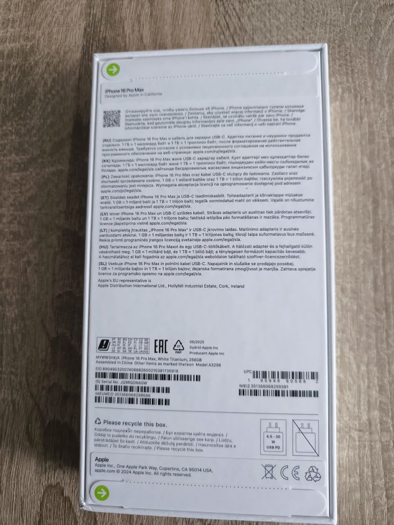 iPhone 16 Pro Max 256GB White Titanium
