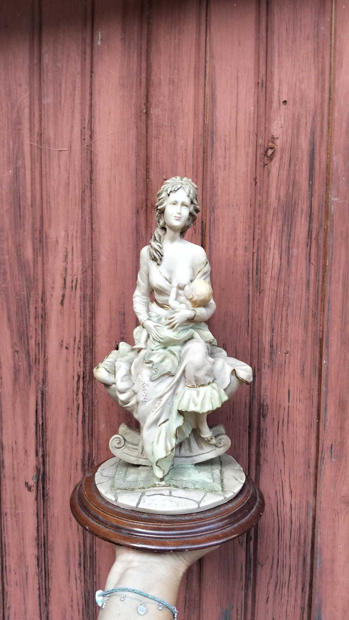 Conjunto de Estatuetas Clássicas