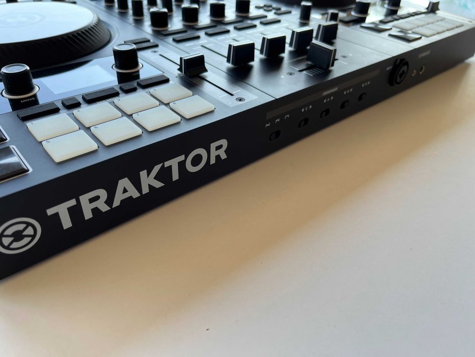 Traktor S4 MK3 + Mala Gator