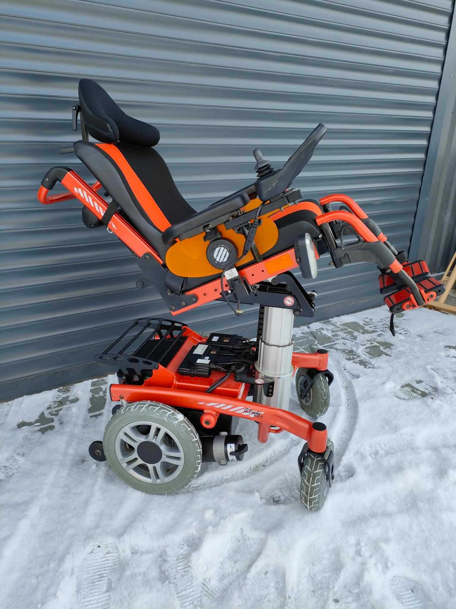 Wózek inwalidzki elektryczny Meyra Ichair MC S winda nowe akumulatory