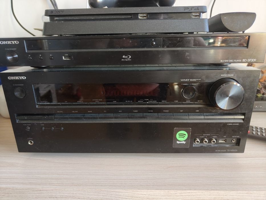 Sprzedam dobrej jakości kino domowe