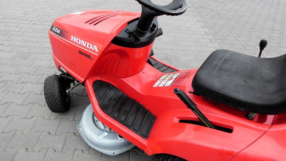 Traktorek kosiarka HONDA 2214 NOWY SILNIK GWARANCJA (280601.5) - Baras