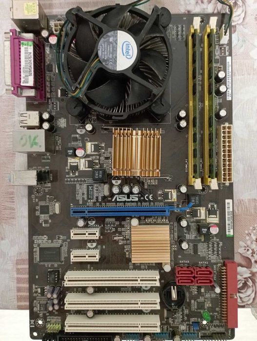 Материнка Asus P5QL SE - комплект