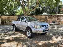 Nissan Navara Pickup 4x4 em estado novo