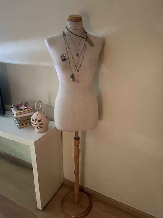 Manequim busto feminino