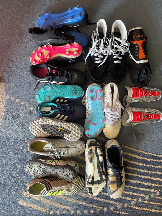 Buty sportowe/ różne