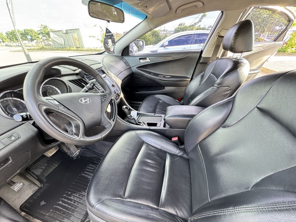 Продам машину Hyundai Sonata 2013 року