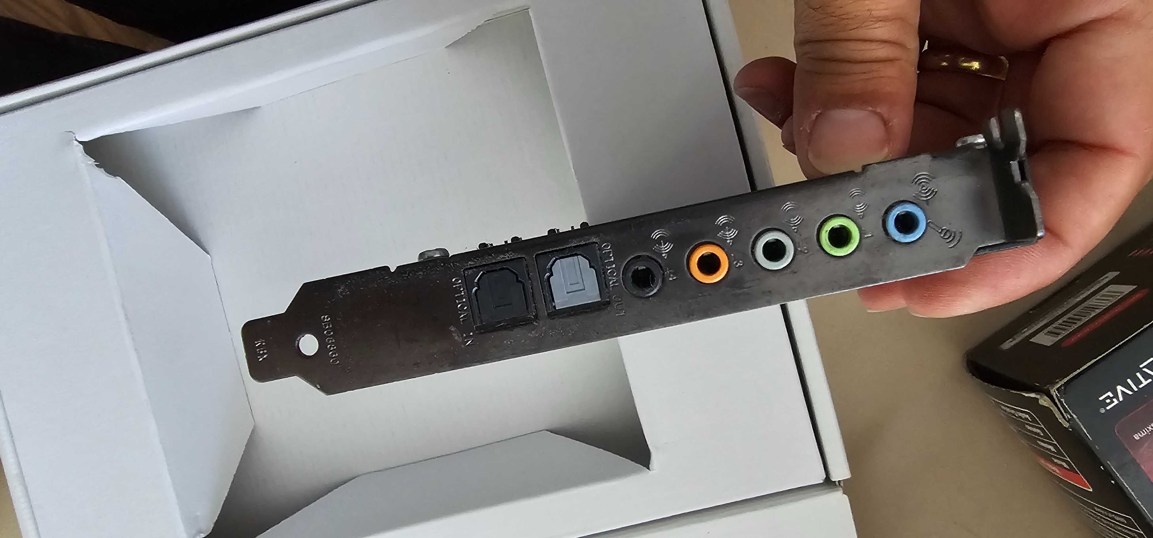 Placa de Som Creative Sound Blaster X-Fi Titanium Fatality