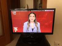 TV Samsung 22 polegadas c/Comando.