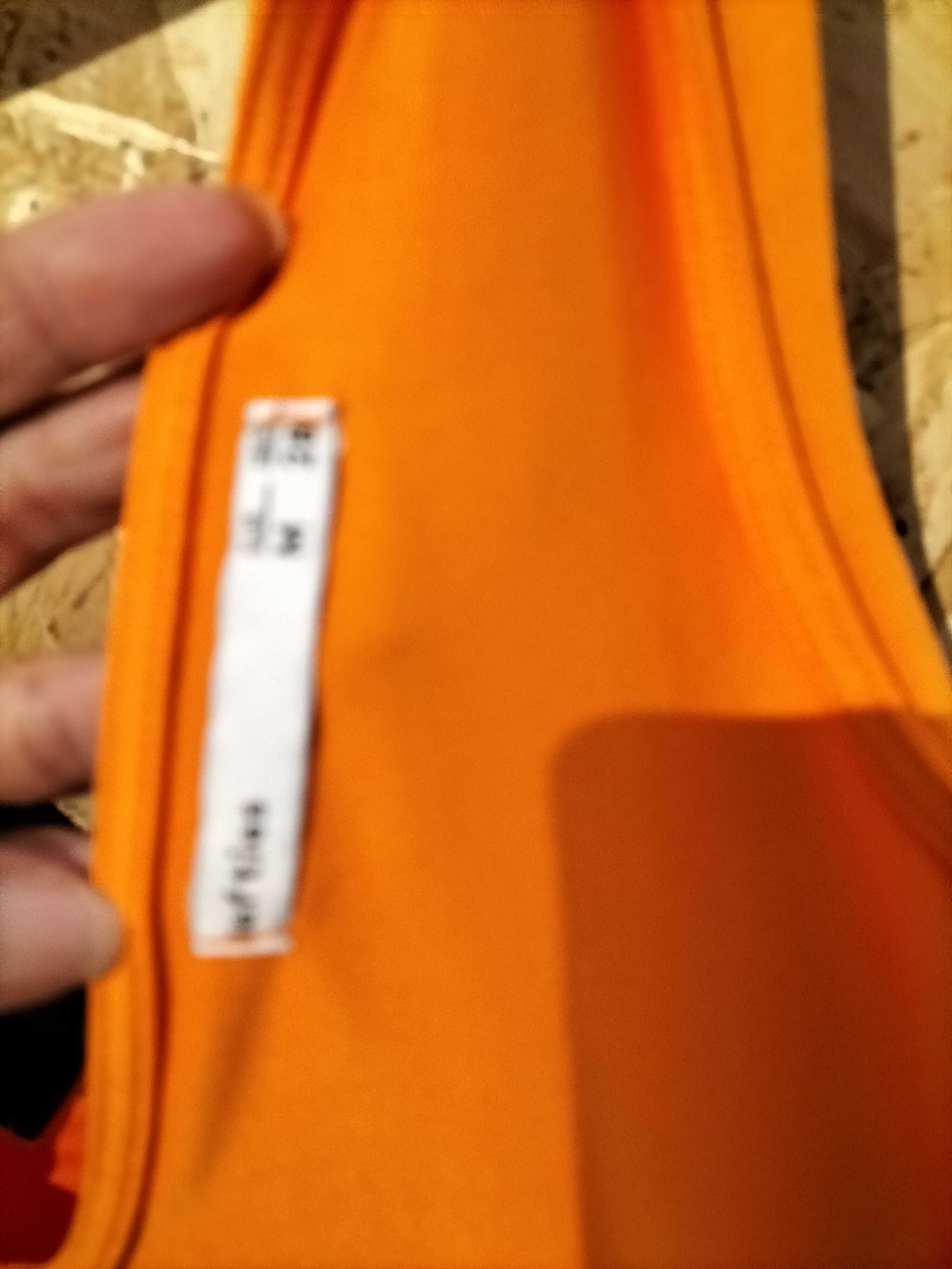 Body laranja Lefties